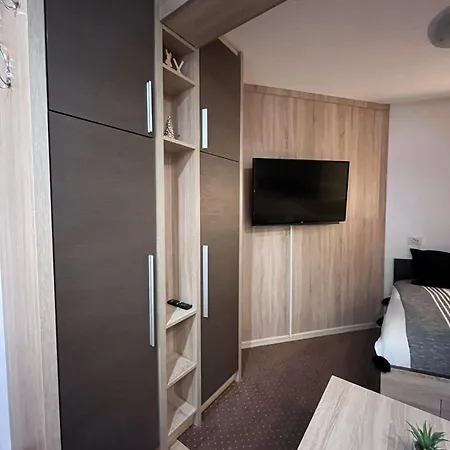 Maja Konaci Appartement